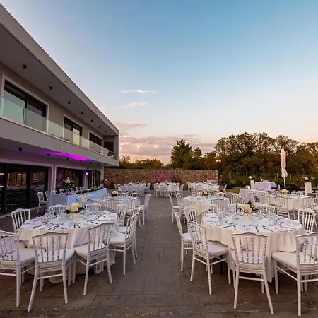 Athos Villa Kokkinion