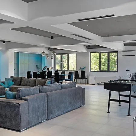 Athos Villa Kokkinion