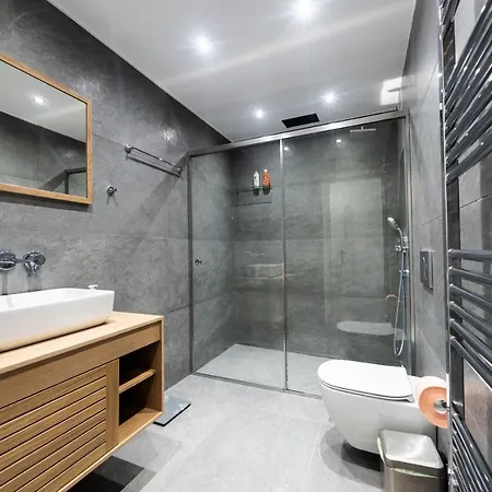 Apartment Athos